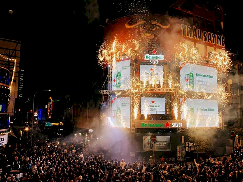 Tourists can truly immerse in Ho Chi Minh city’s exhilarating nightlife 